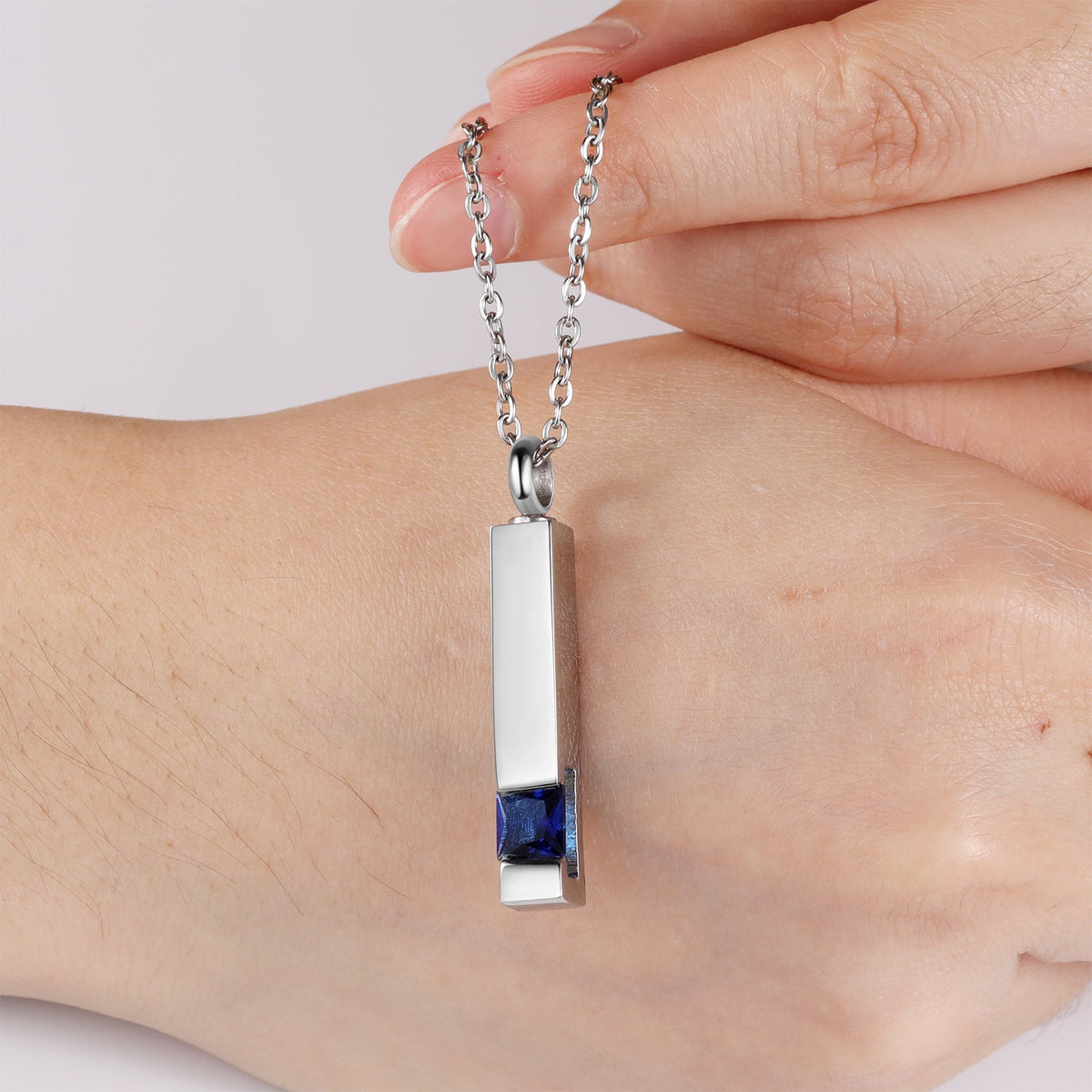Custom Vertical Bar Ashes Necklace
