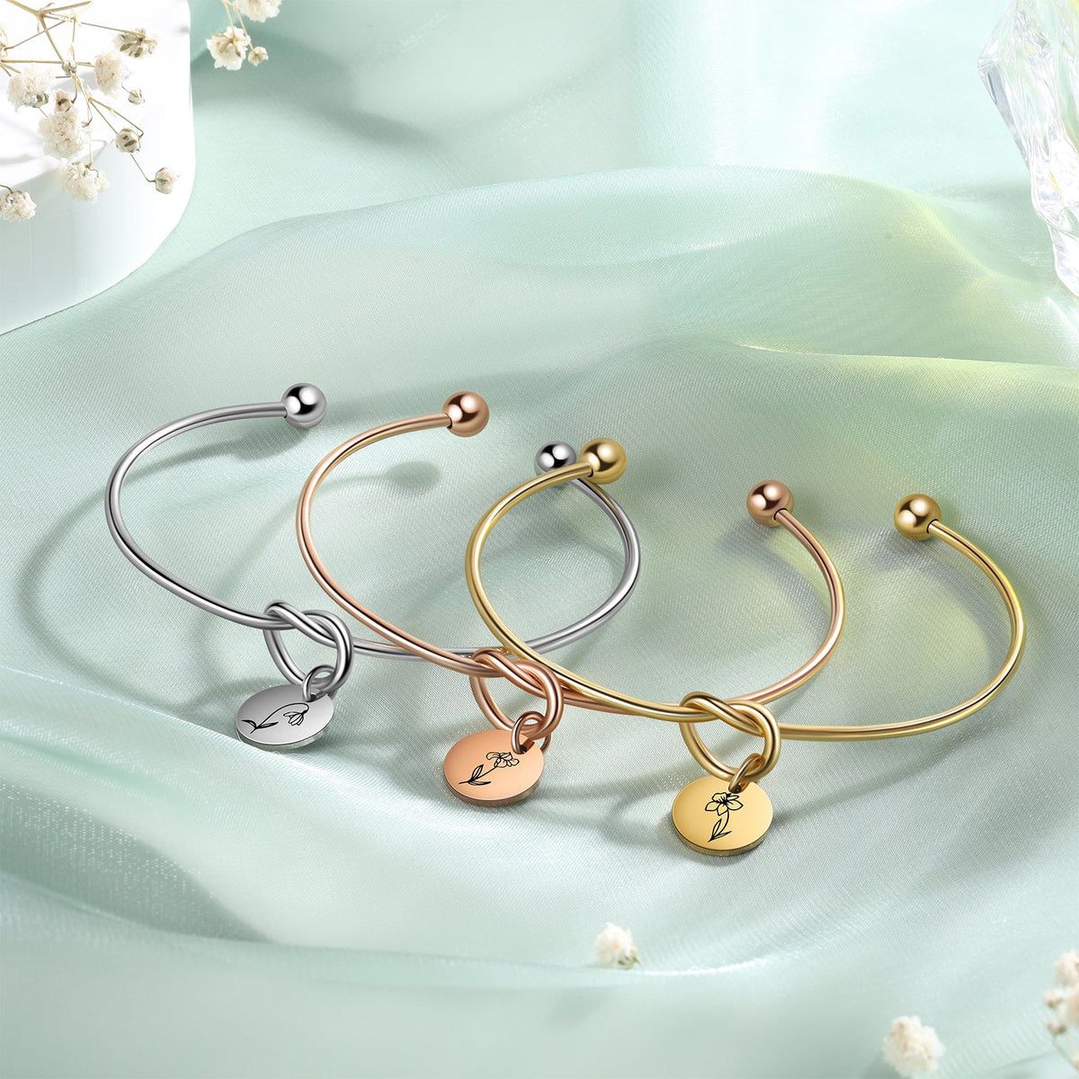 Custom Birthflower Bnagle Bracelet