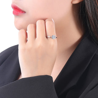 925 Sterling Silver Moissanite Ring