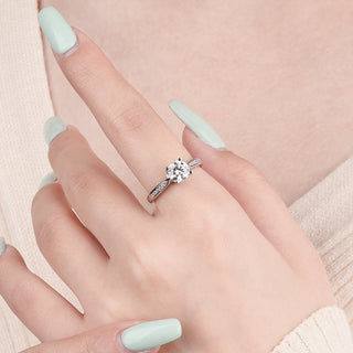 925 Sterling Silver Moissanite Ring