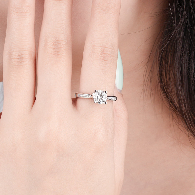 925 Sterling Silver Moissanite Ring
