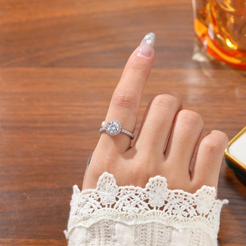 925 Sterling Silver Moissanite Ring