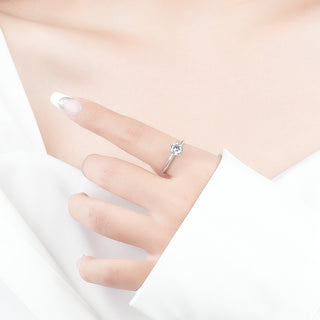 925 Sterling Silver Moissanite Ring
