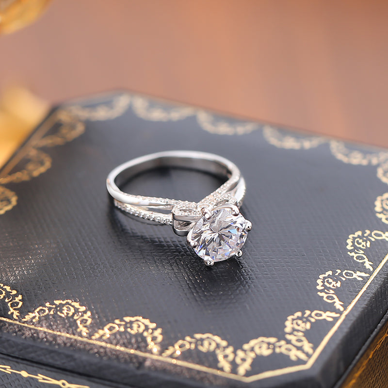 925 Sterling Silver Moissanite Ring