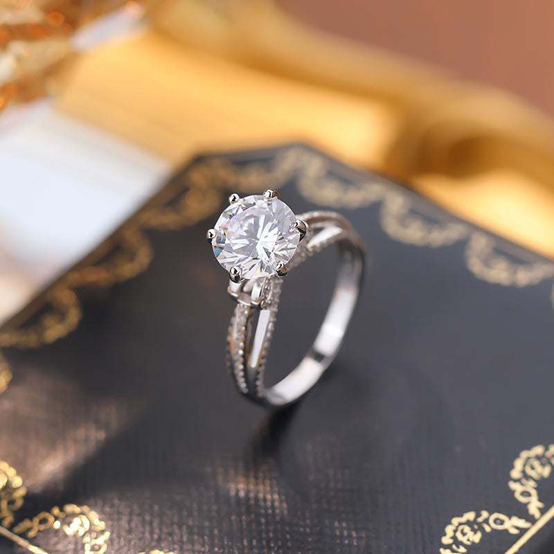 925 Sterling Silver Moissanite Ring