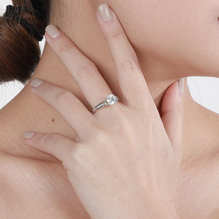 925 Sterling Silver Moissanite Ring