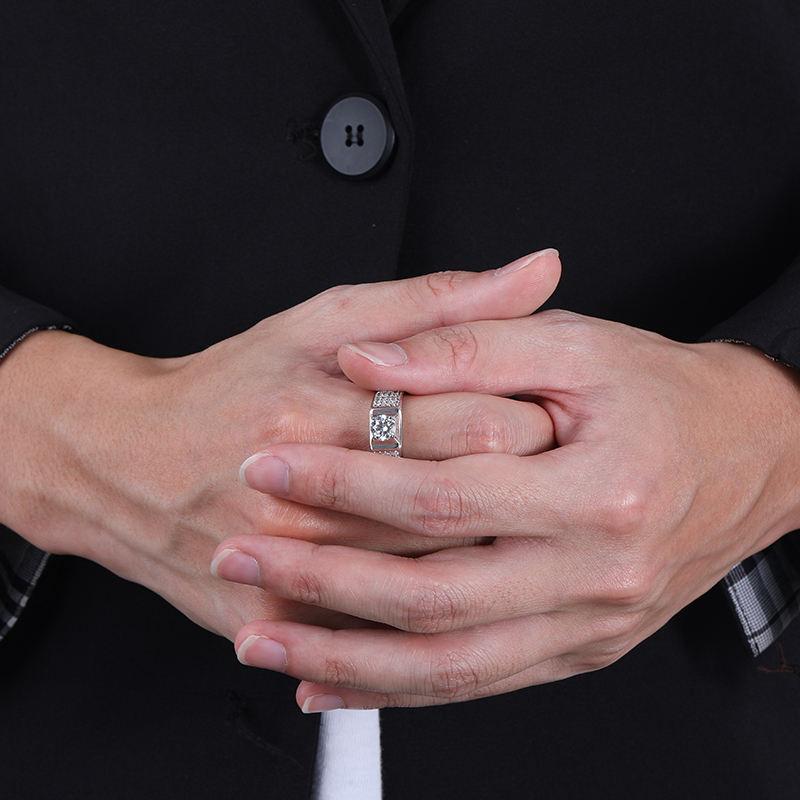925 Sterling Silver Moissanite Ring
