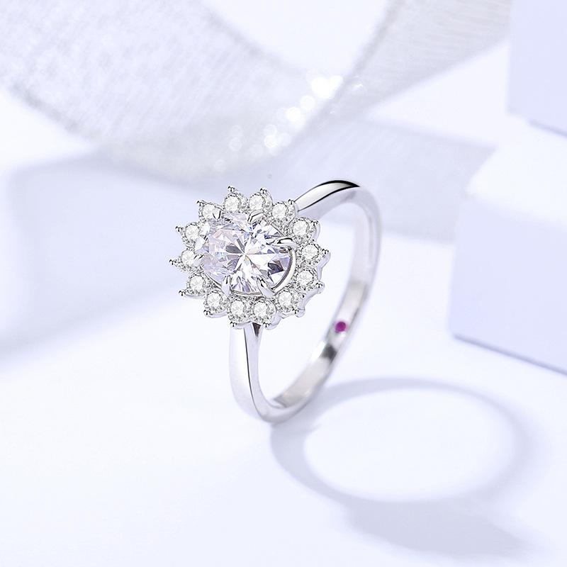 925 Sterling Silver Moissanite Ring