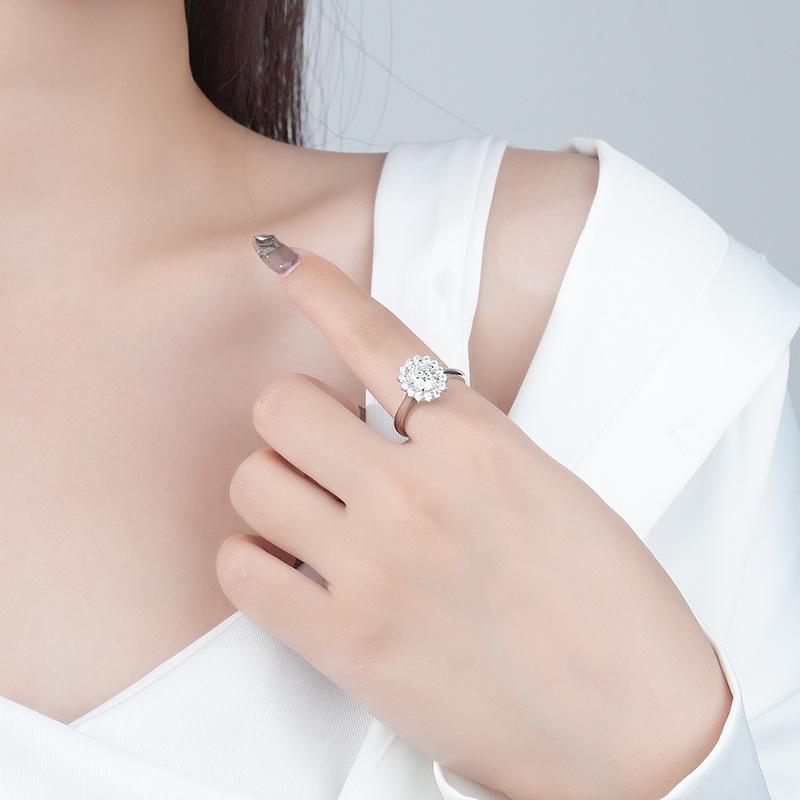 925 Sterling Silver Moissanite Ring