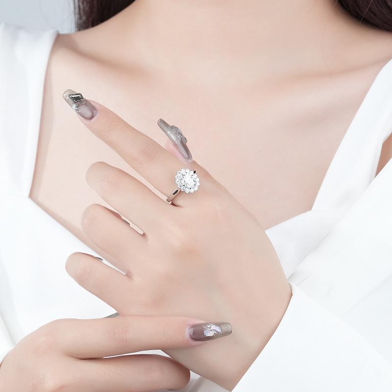 925 Sterling Silver Moissanite Ring
