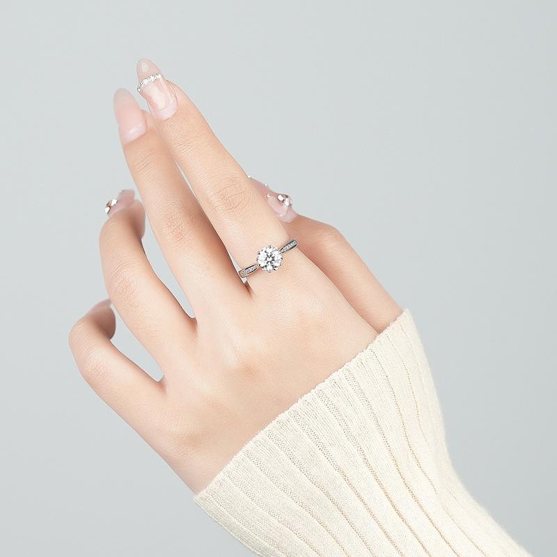 925 Sterling Silver Moissanite Ring