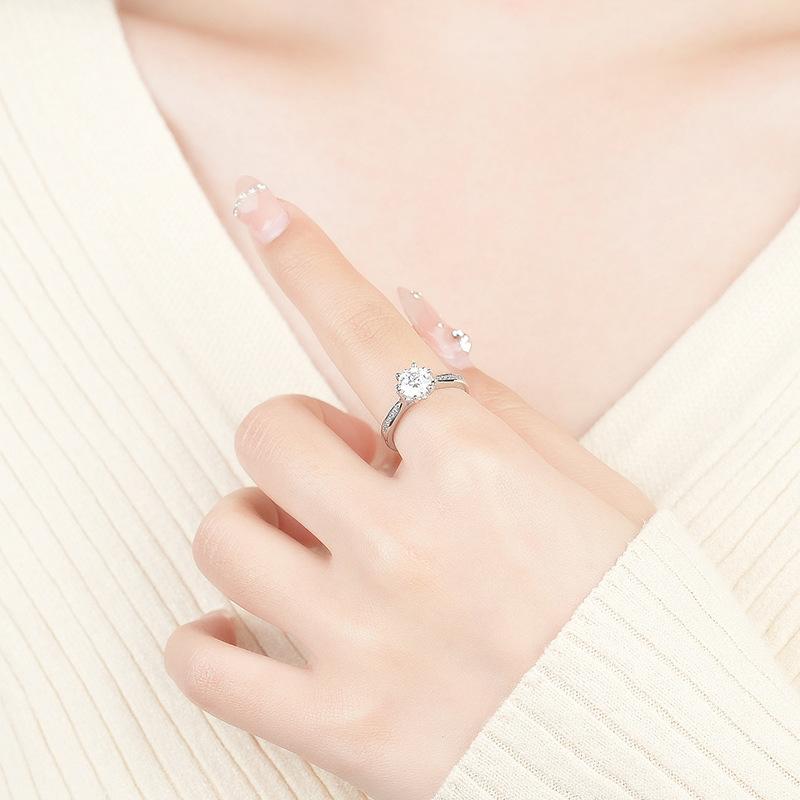 925 Sterling Silver Moissanite Ring