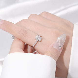 925 Sterling Silver Moissanite Ring