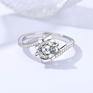 925 Sterling Silver Moissanite Ring