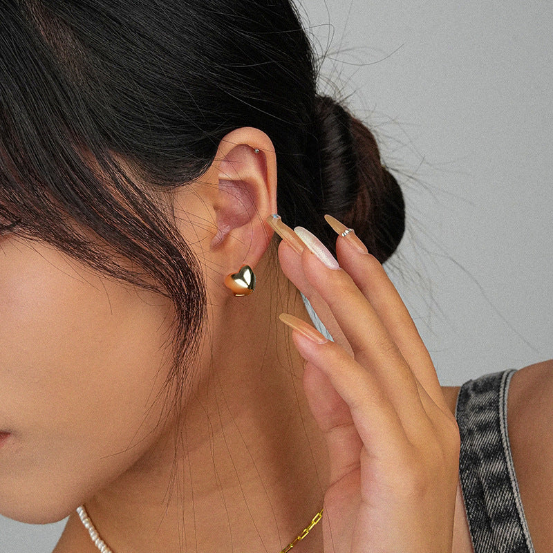 925 Sterling Silver Heart Shaped Earrings