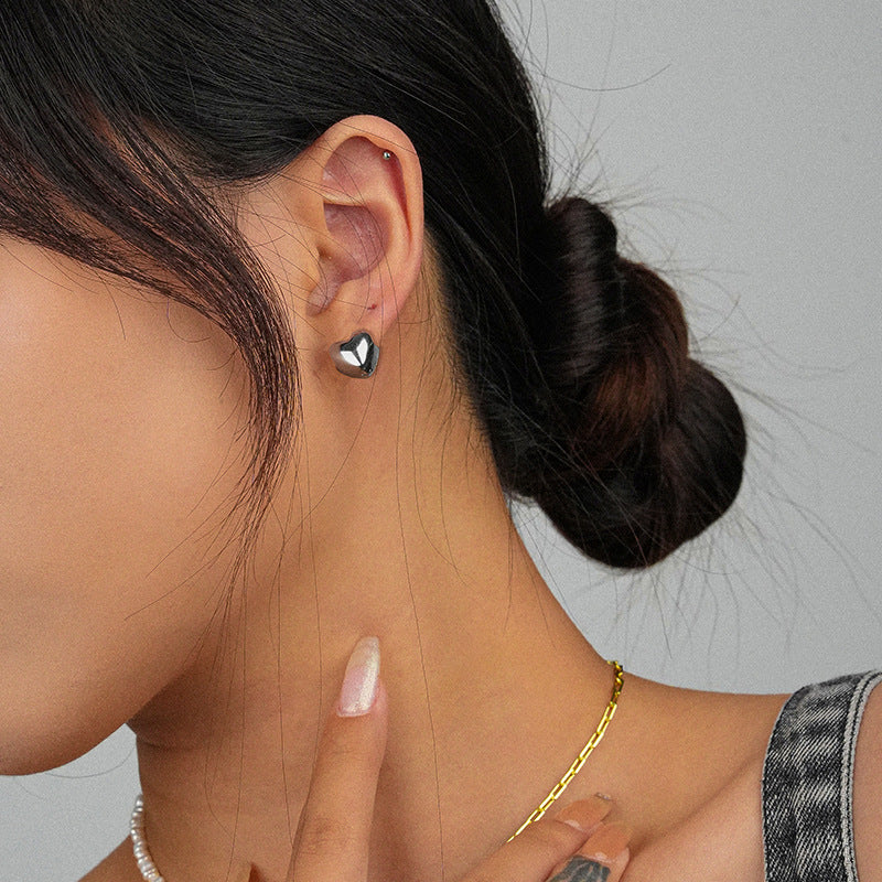 925 Sterling Silver Heart Shaped Earrings