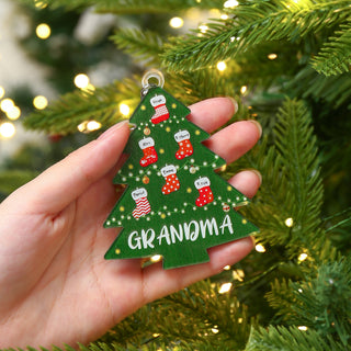 Christmas Tree Personalized Christmas Keychain With Engraved 2-6 Names