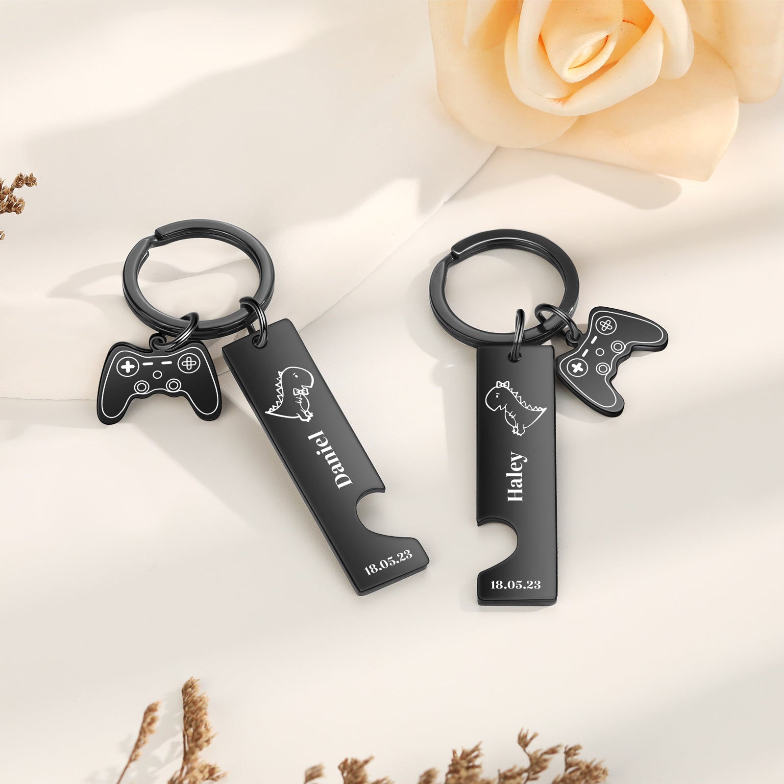 Custom Name Stainless Steel Dinosaur Pattern Couple Keychain