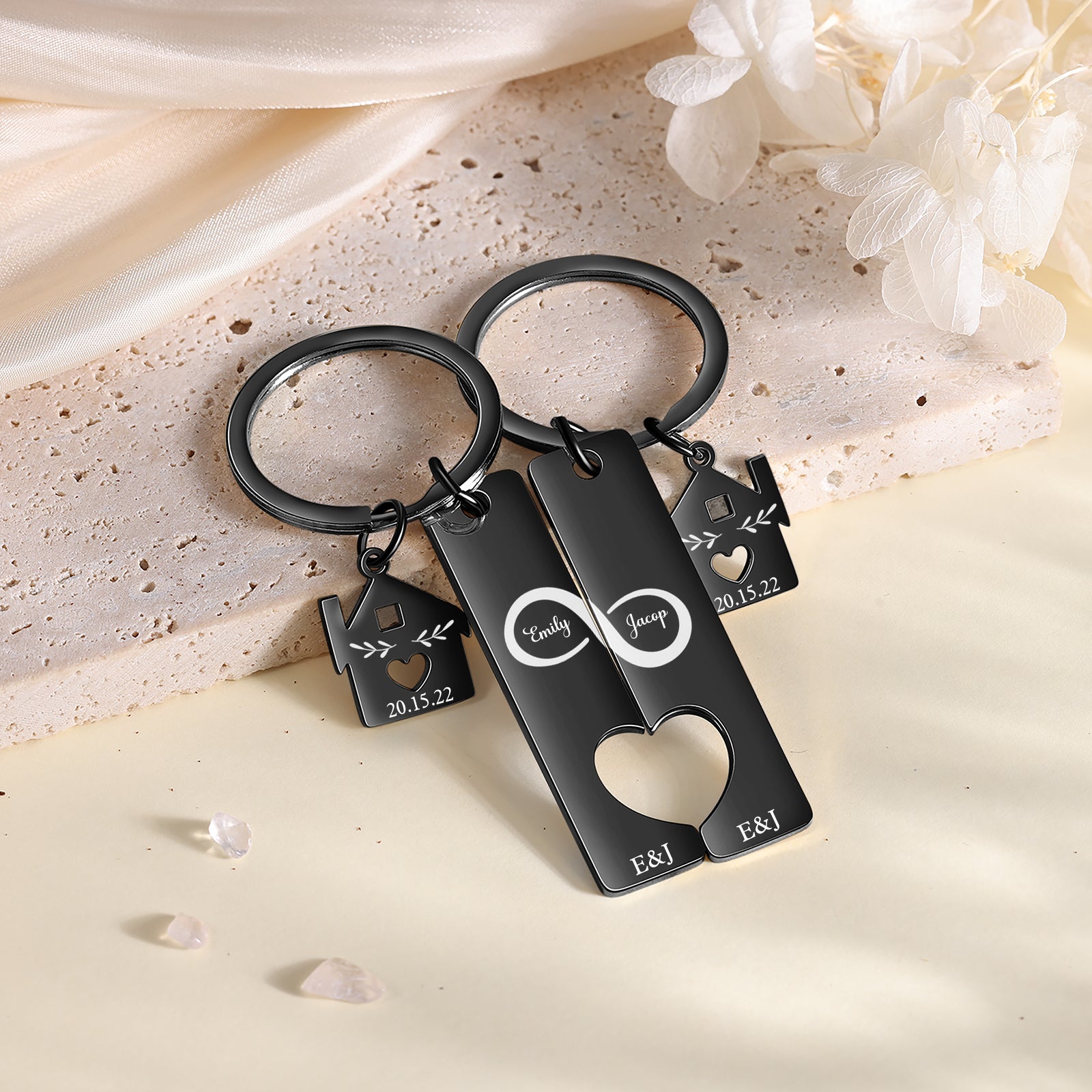 Custom Name Eight Shaped Combination Couple Keychain