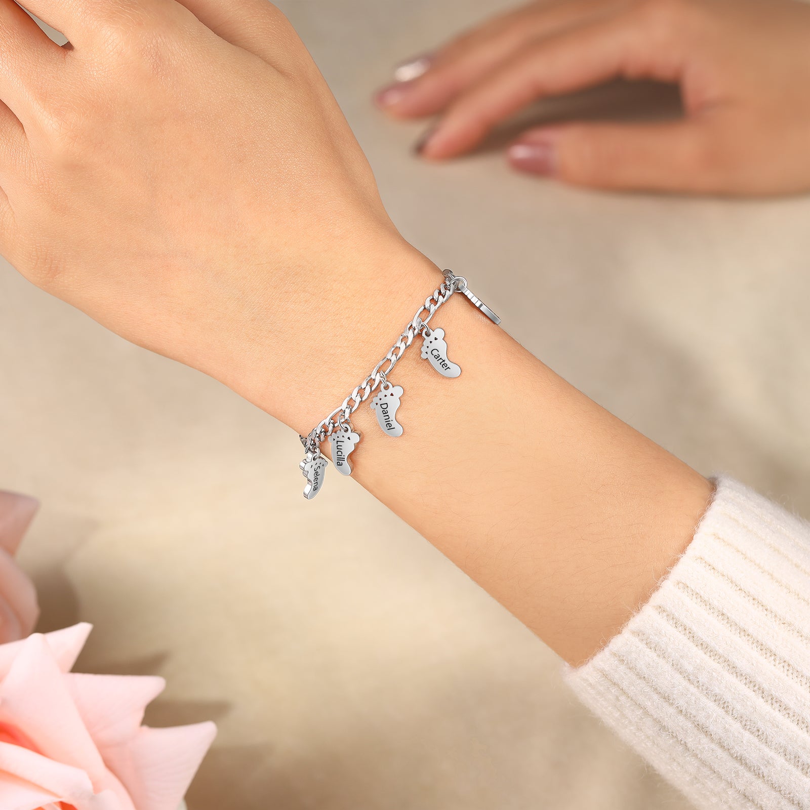 Engraved Name Feet pendant Bracelet