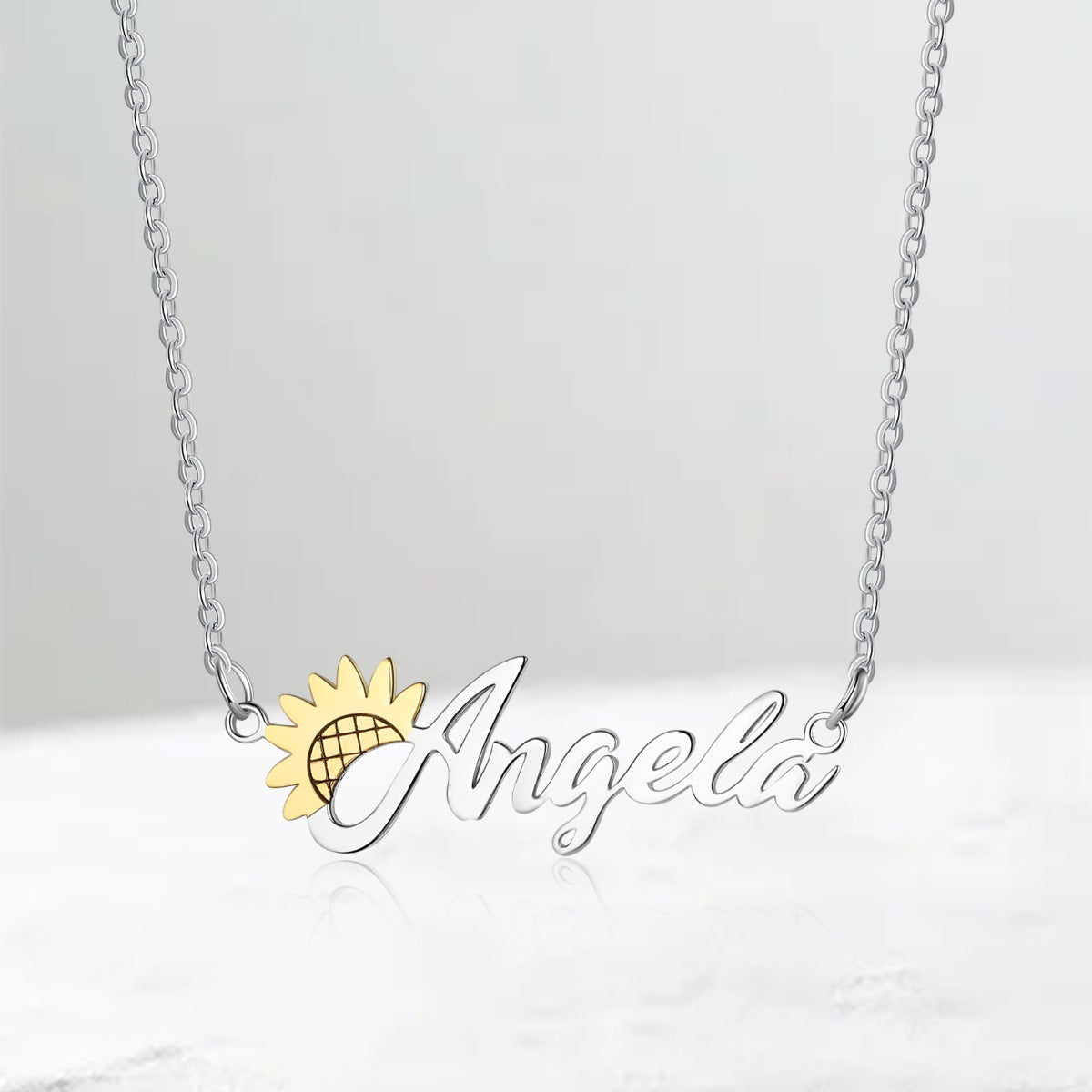 Personalized Rhodium Plated Cuatom Name Necklace