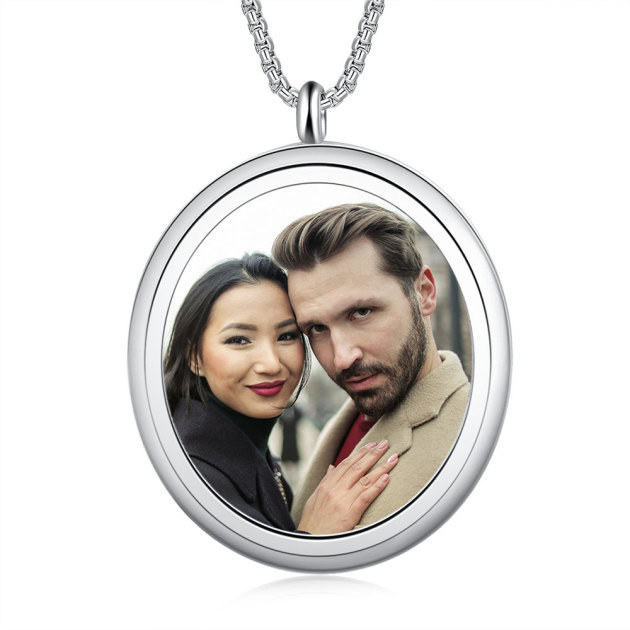 Stainless Steel Round Personalized Photo Pendant Necklace